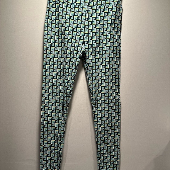LulaRoe Perfect T Swing Top Small (8,10,12,14) & OS Leggings 2-10 Teal Bundle - Picture 13 of 16